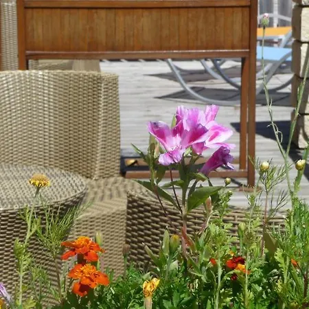 Logis La Rose Des Vents 3* Volvic