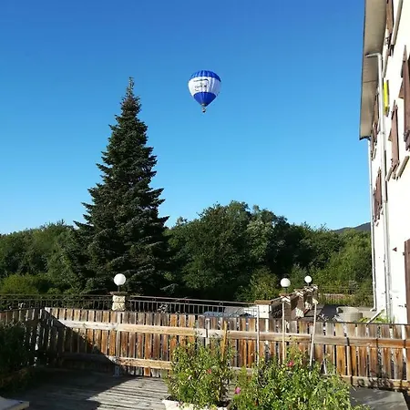 Logis La Rose Des Vents 3*